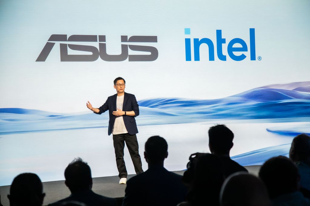 2. Asus W.emea Gm William Huang Speaks at the Asus Always Incredible Media Day for Ifa 2024